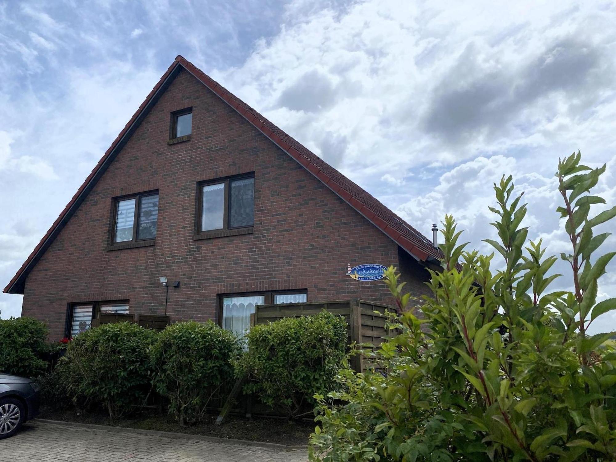 Spacious Apartments With Private Terrace Near The North Sea Dike Neßmersiel Bagian luar foto